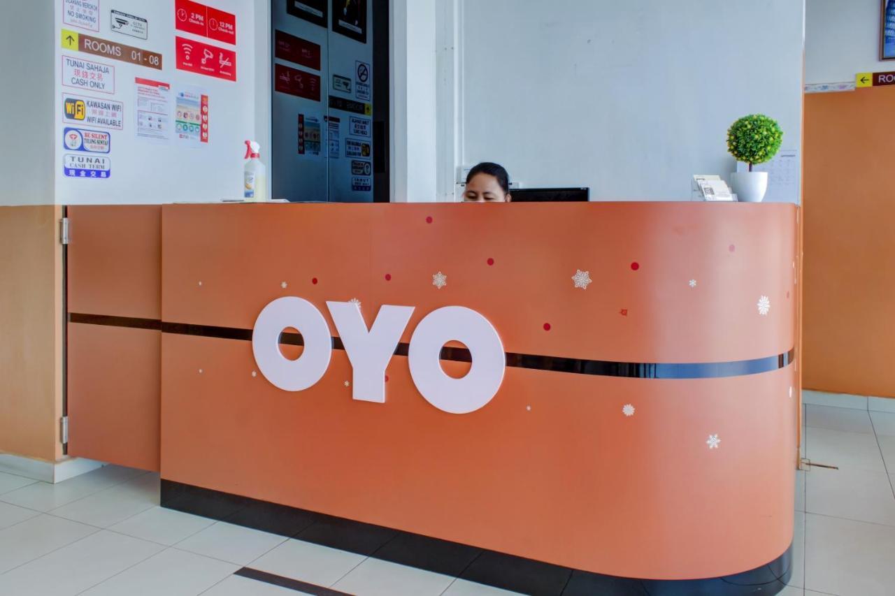 Oyo 89985 Js Hotel Johor Bahru Kültér fotó