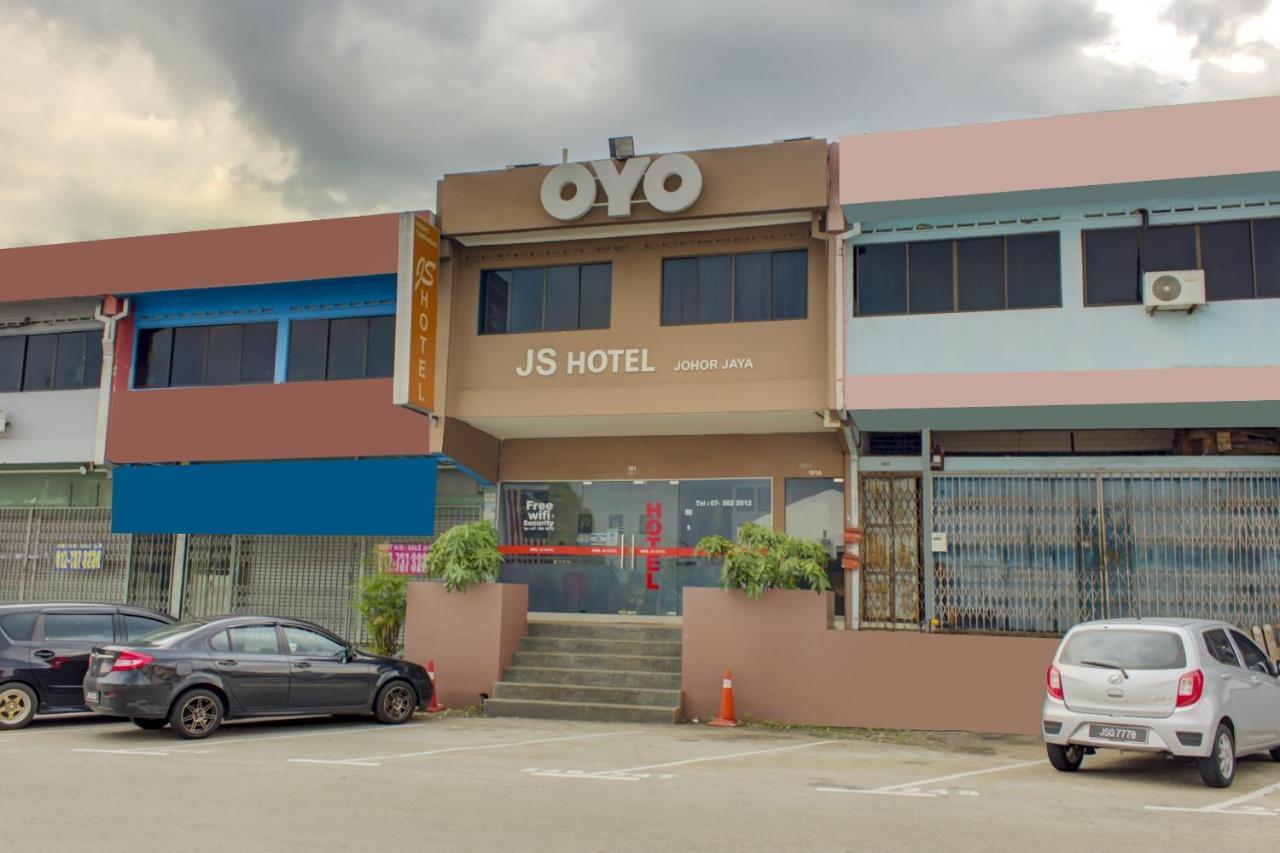 Oyo 89985 Js Hotel Johor Bahru Kültér fotó